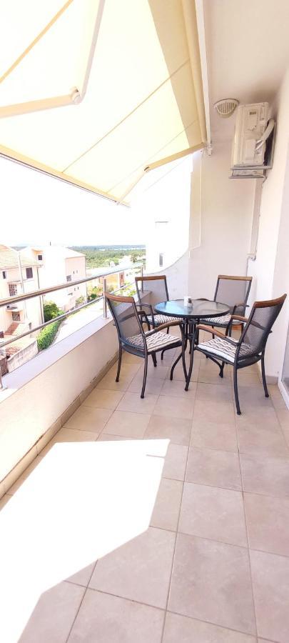 Apartments Burazer Шибеник Экстерьер фото
