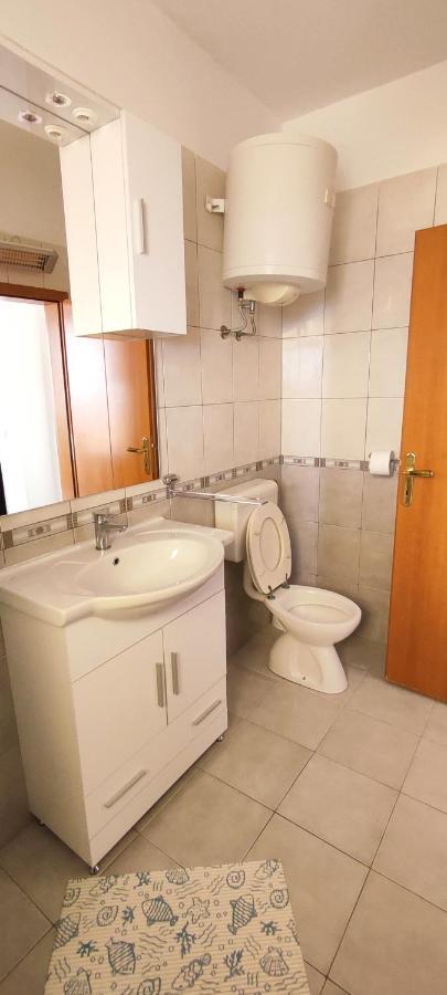 Apartments Burazer Шибеник Экстерьер фото